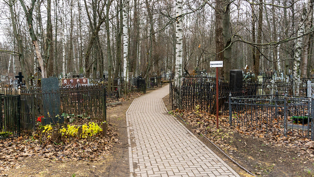 Богословское кладбище спб. Богословское кладбище Санкт-Петербург. Питер Богословское кладбище. Южное кладбище Санкт-Петербург. Южное кладбище СПБ.