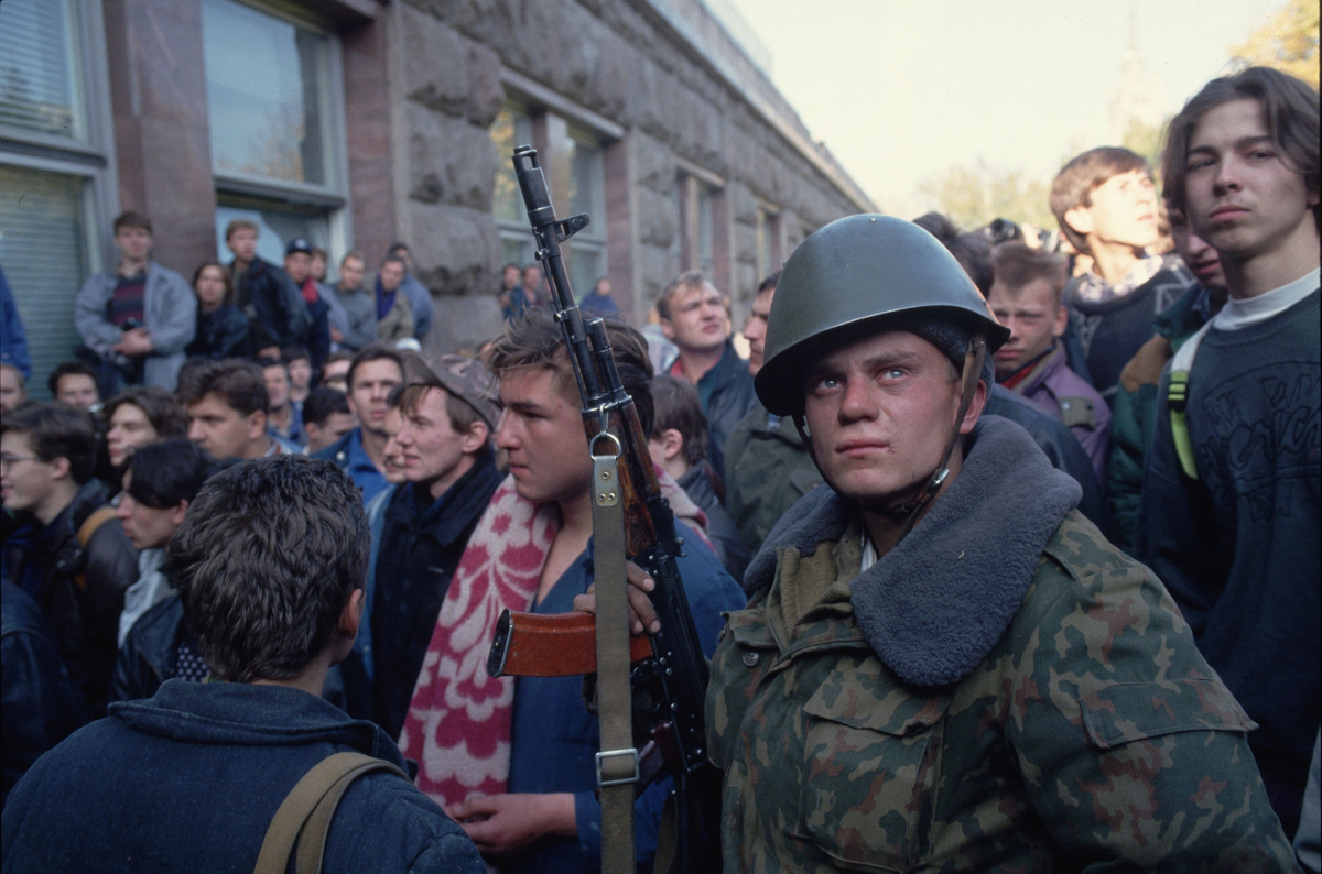 Черный октябрь. Штурм Останкино 3 октября 1993. Черный октябрь 1993 штурм Останкино. Батальон Днестр 1993. Красный октябрь 1993