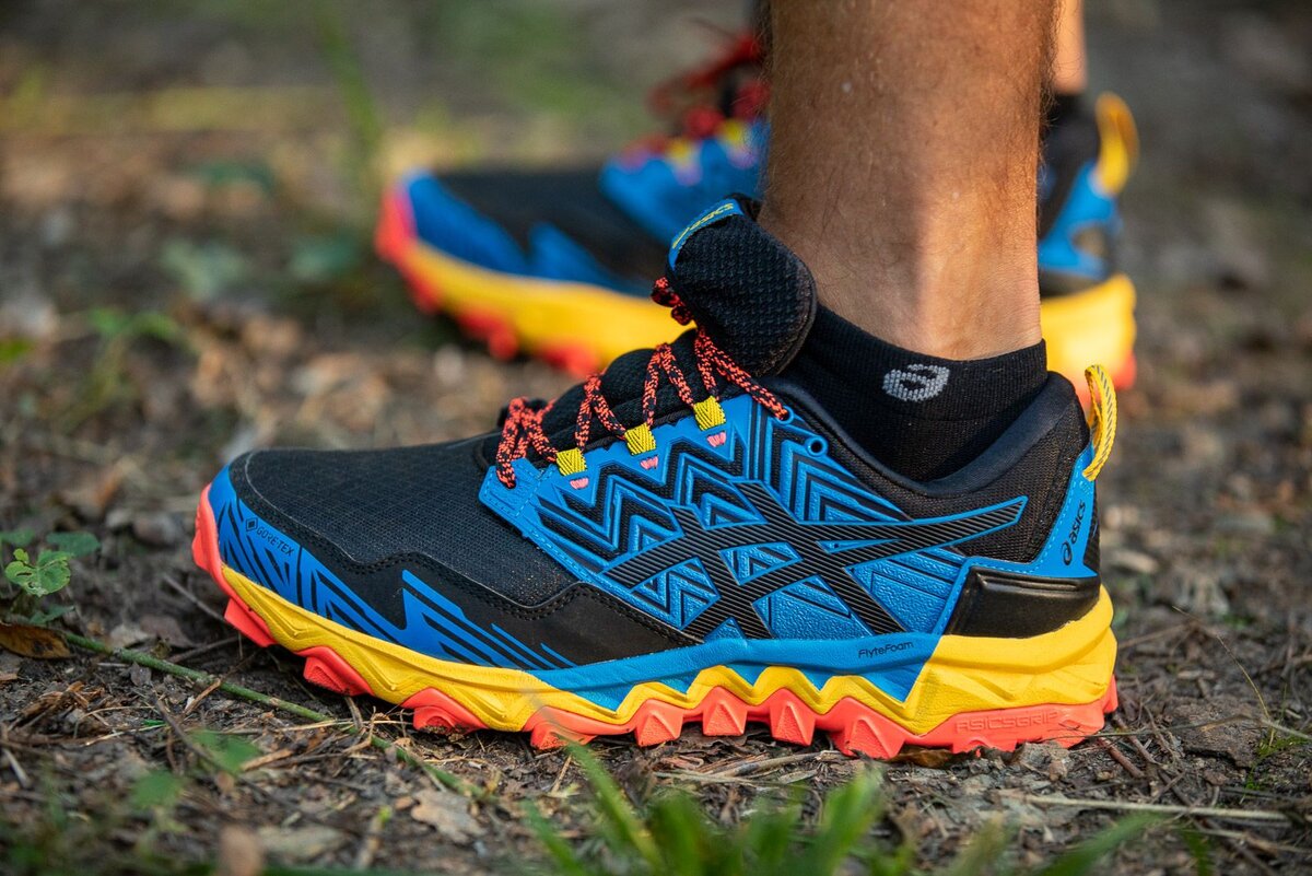 ASICS Trail