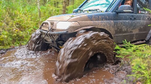 Уаз патриот на 47 тракторах застрял проедет тут Бека Малания? Заруба ...