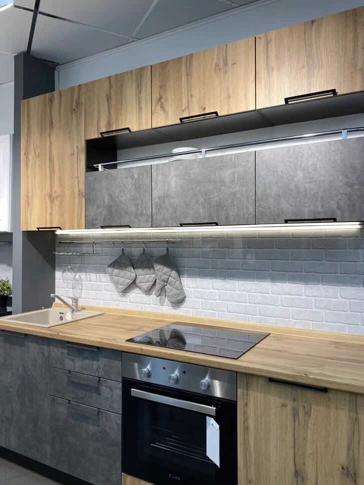 Кухня Флэт в декорах Wotan Oak и Temple Stone