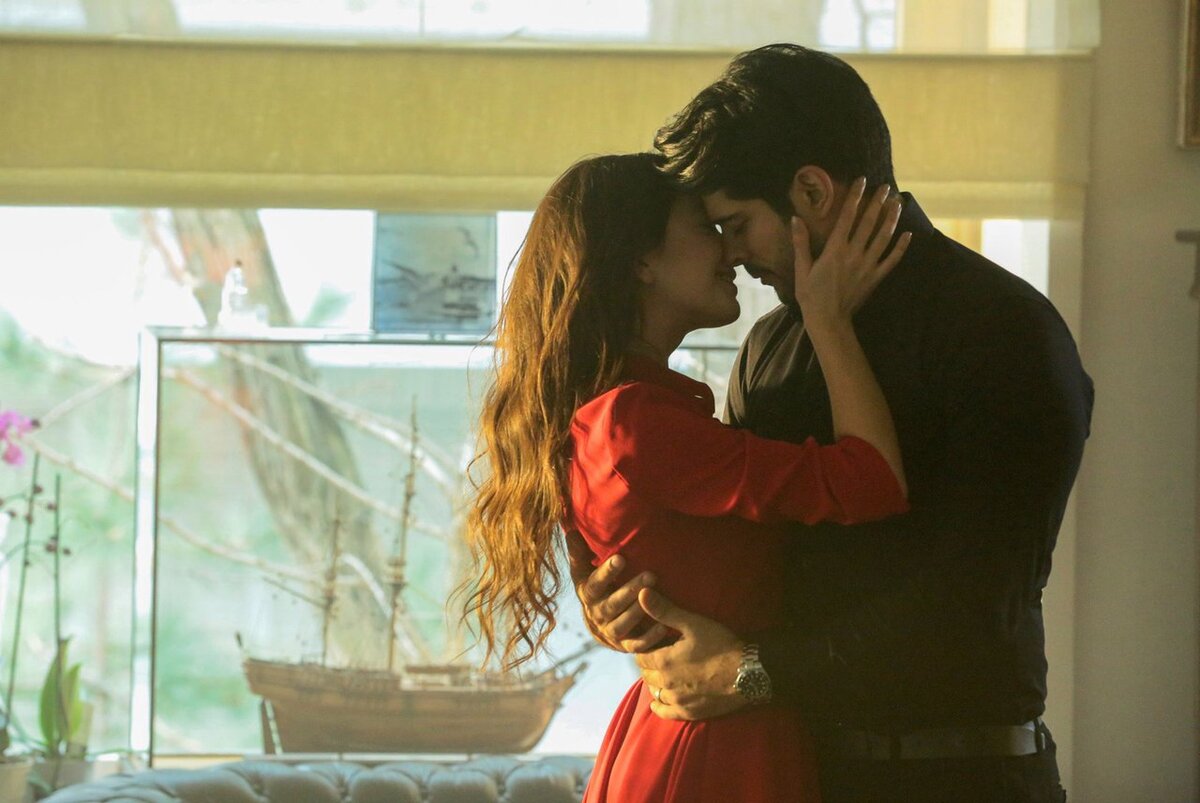 керем и джансу первый поцелуй. кадир керем джемре зейнеп. поцелую в турецких сериалах. поцелую в турецких сериалах. поцелую в турецких сериалах.