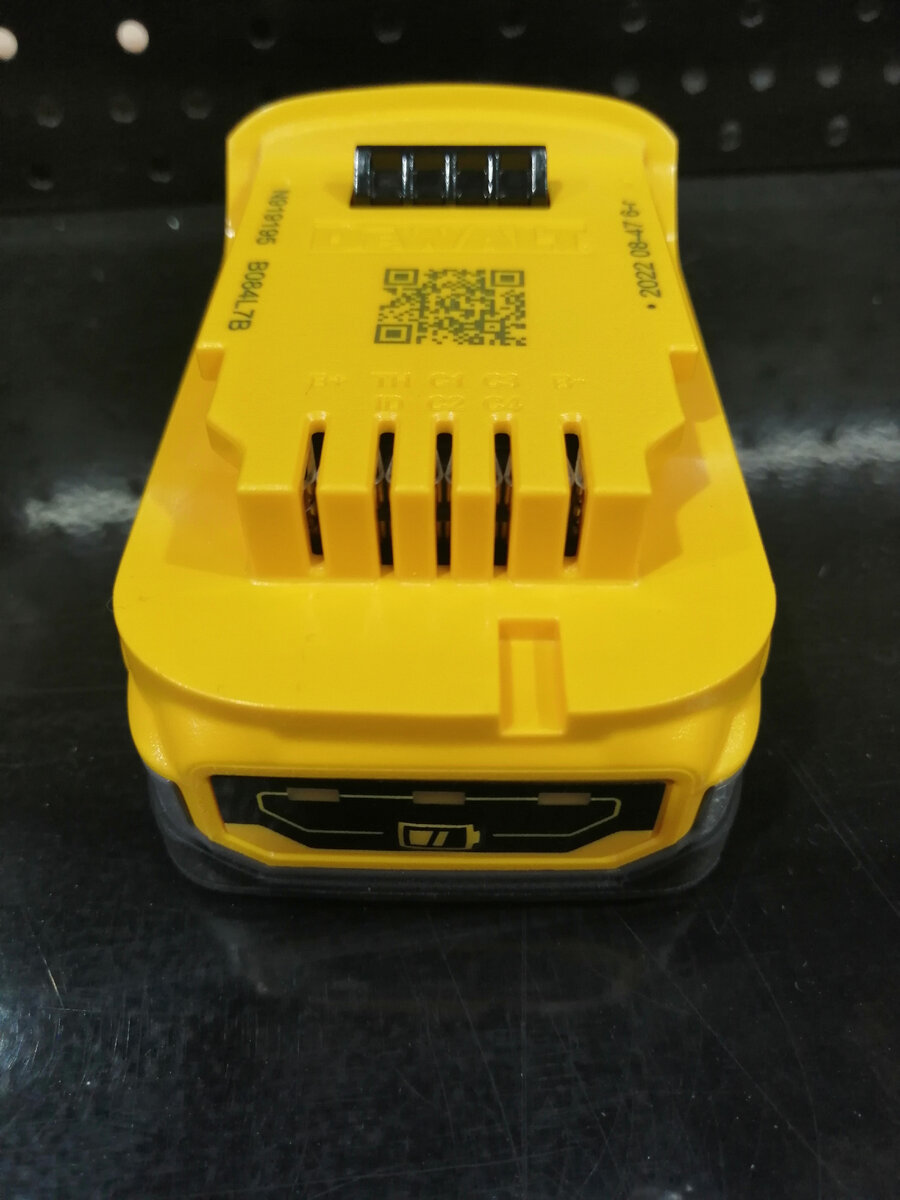 Dewalt и их PowerStack, что это? И в чем разница? | ToolBox | Дзен