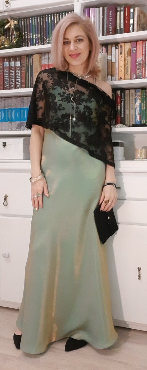 Топ и платье из секонд-хэнда.