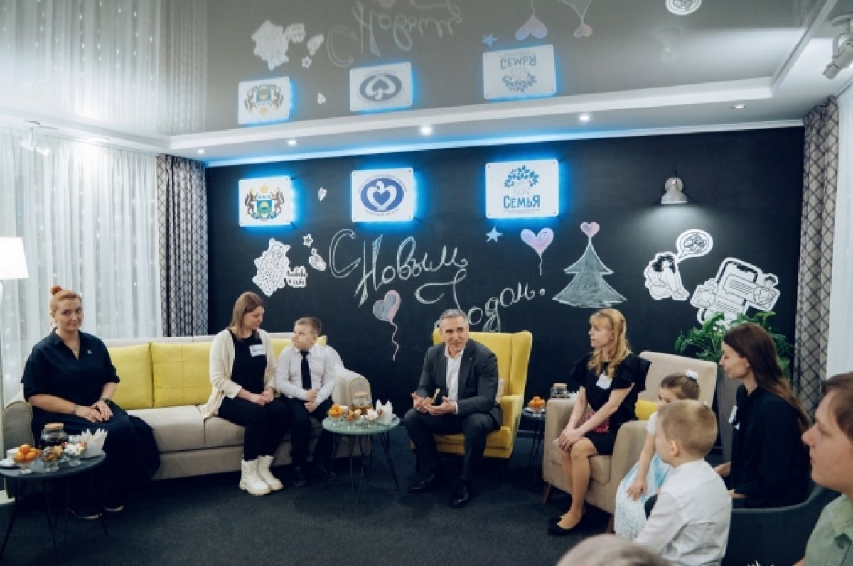    Губернатор Александр Моор 28 декабря встретился с семьями мобилизованных