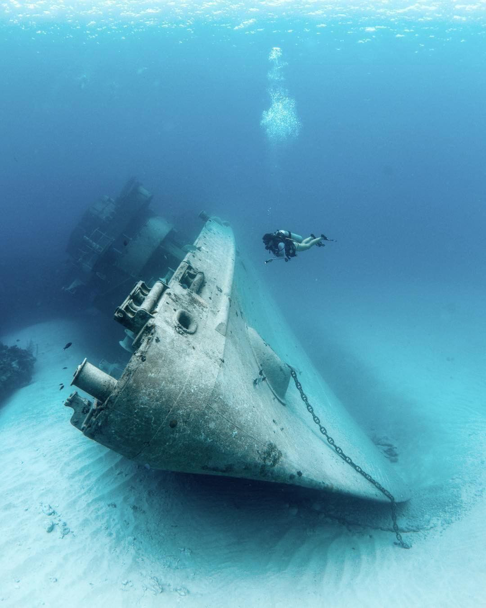 Почему на самом деле пропадают корабли в Бермудском треугольнике? | Записки  из Истории | Дзен