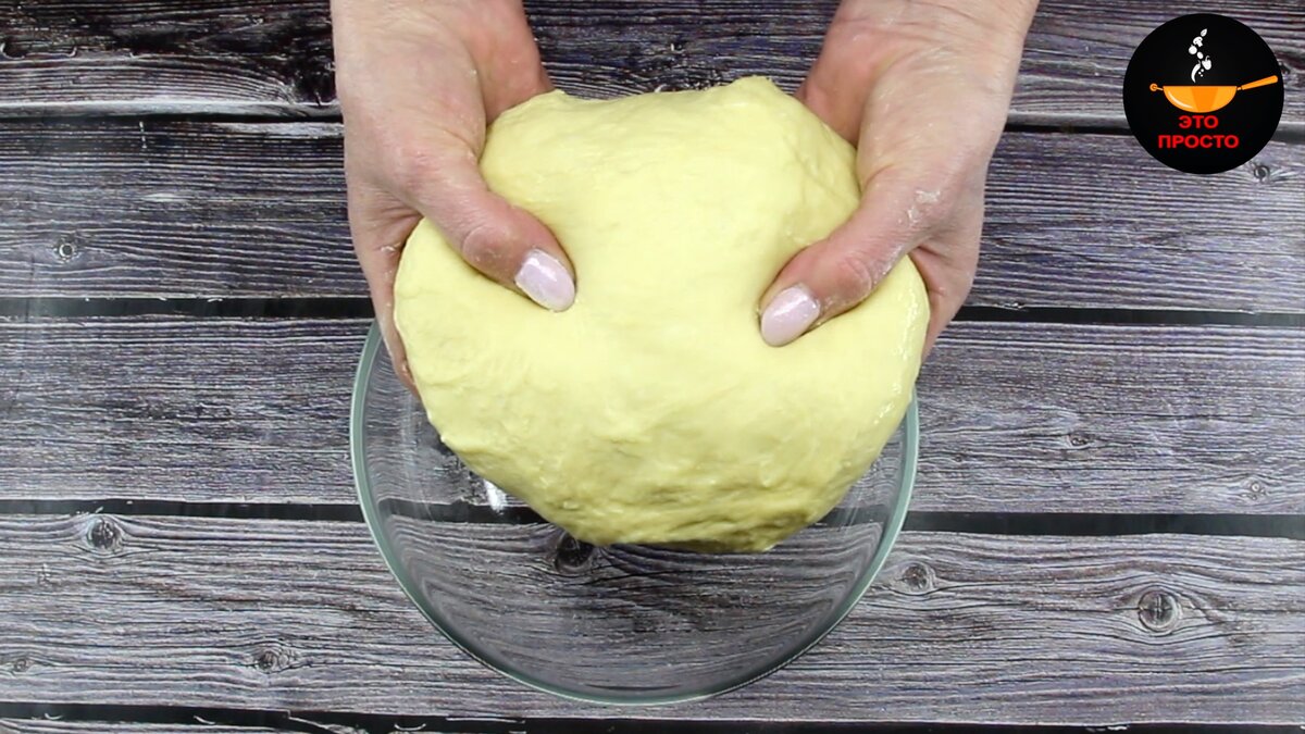 Фото можно листать