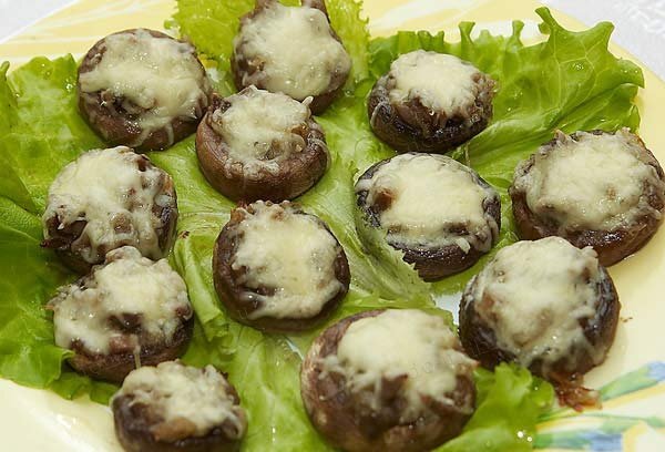 Шампиньоны с шампиньонами