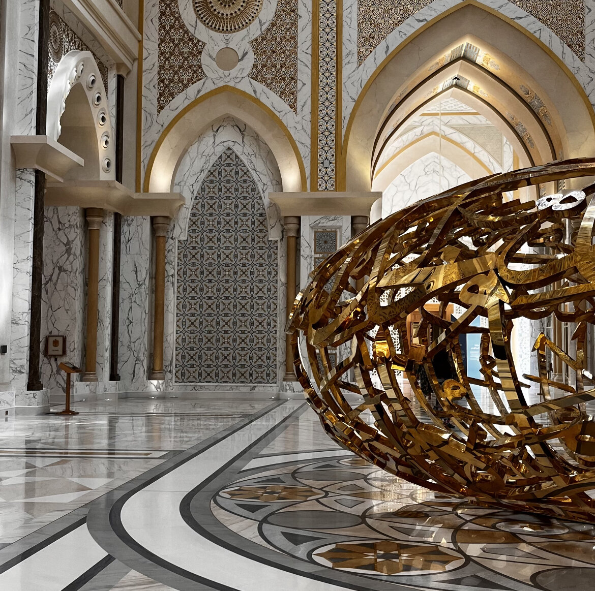 Золотая клетка. Президентский Дворец в Абу Даби