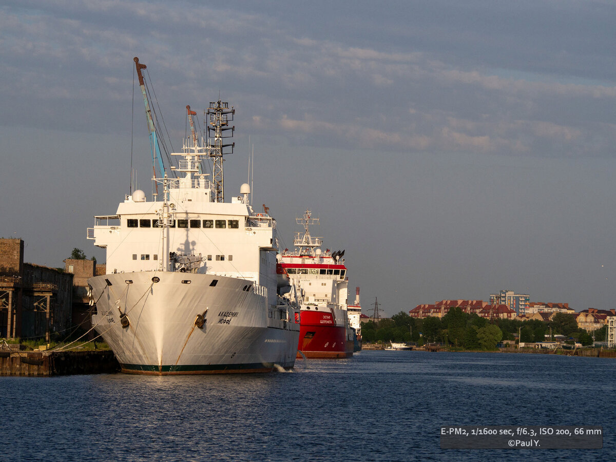 Объектив 40-150.