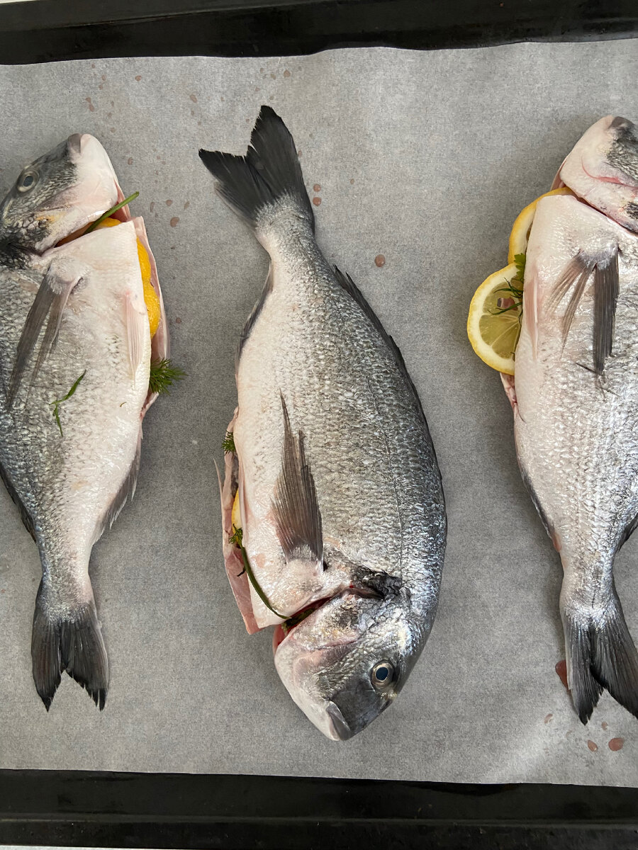 У меня морская рыба Дорадо, но можно использовать любую.