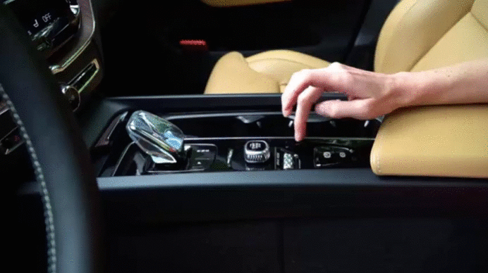 Селектор и мультимедиа Вольво ХС60. Лиса Рулит