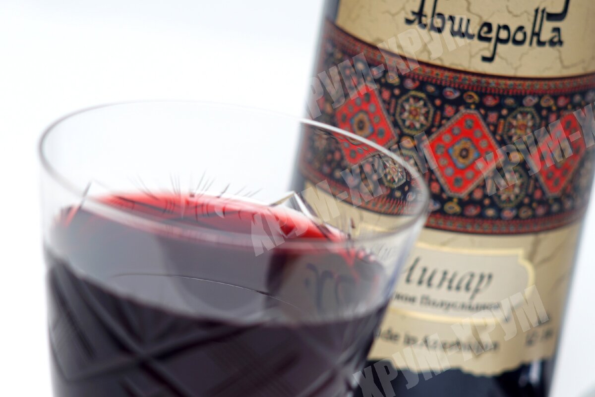 Азербайджанские вина купить. Вино легенды Абшерона Чинар. Чинар вино Азербайджан. Мейсари азербайджанское вино. Гянжа Азербайджан вино.