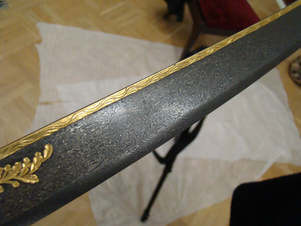 Рисунок булата на клинке Элиарова )фото guns.ru).