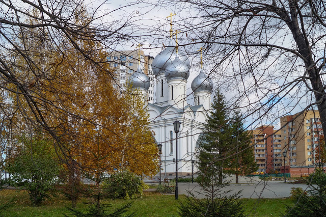 Храм в честь иконы Божией Матери Знамение-Абалацкая. 