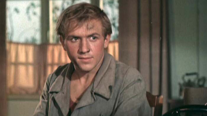 1 из 2«Гость с Кубани», 1955 — «Бандитский Петербург — 3», 2001