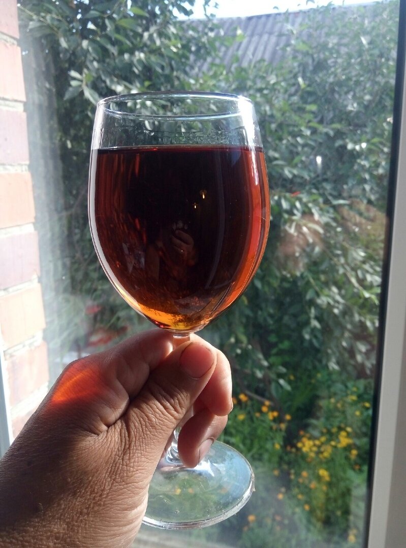 достаточно и трёх бокальчиков)))