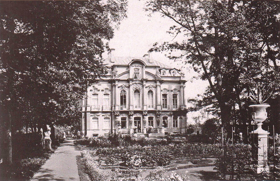 Собственная дача Александра II, фото до 1917  (из свободных источников в сети).