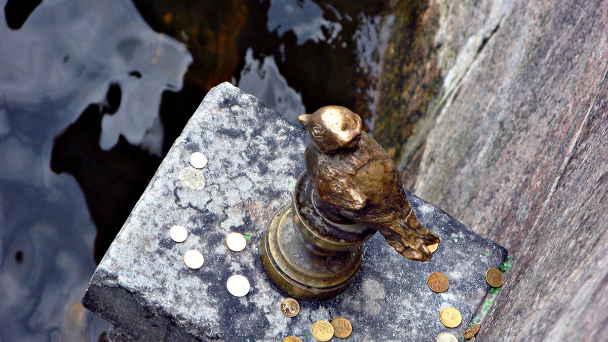 Памятник Чижику-Пыжику