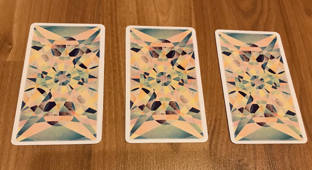 Добрый день:)  Сегодня предлагаю вам три расклада на выбор.Настройтесь на вашего мужчину,вспомните его лицо,его голос и выберите один из вариантов.Помните,что расклад общий и срезонировать может не у всех.