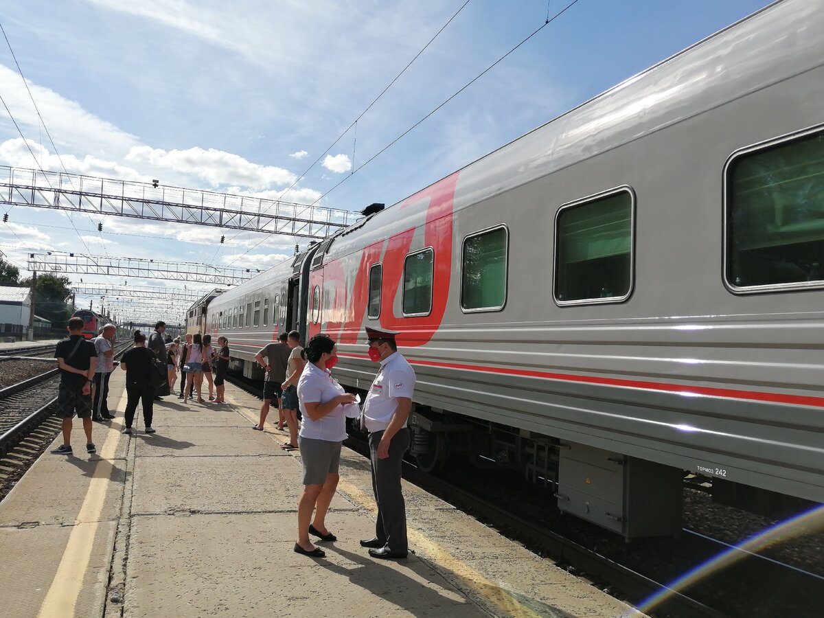 двухэтажный поезд москва лазаревское