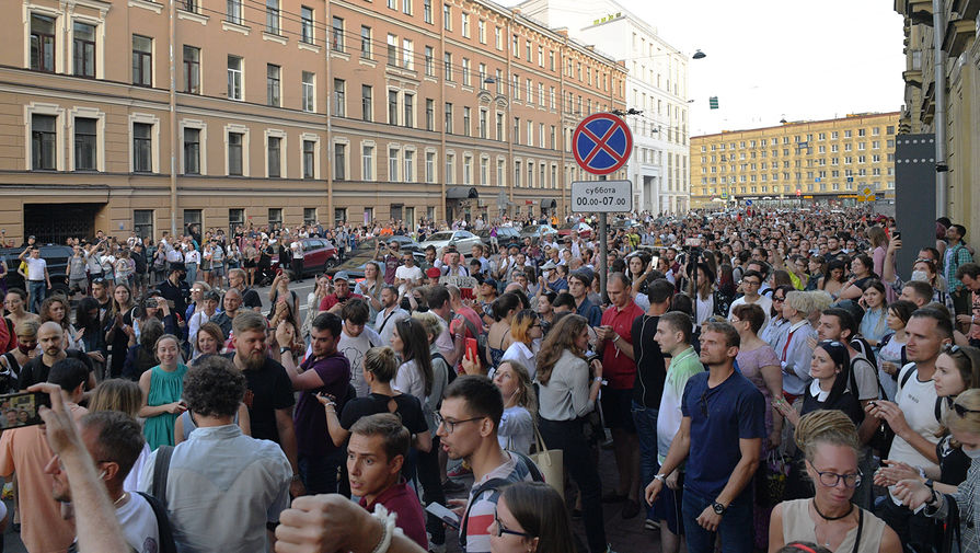 Митинг в Минске и Варшаве.