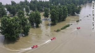 Наводнение в Китае губит фермеров и грозит ростом цен на продовольствие