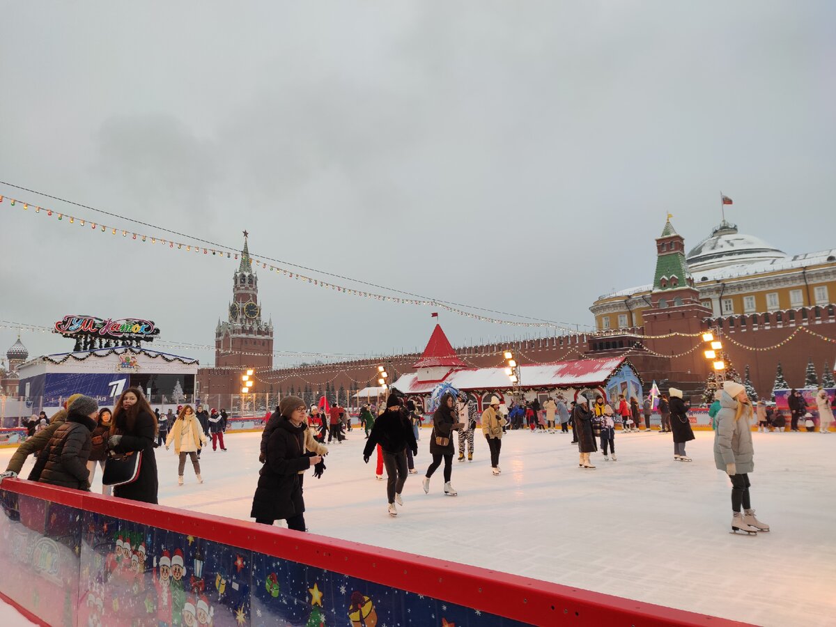 Москва каток на красной площади 2023