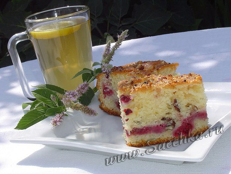 Пирог с малиной