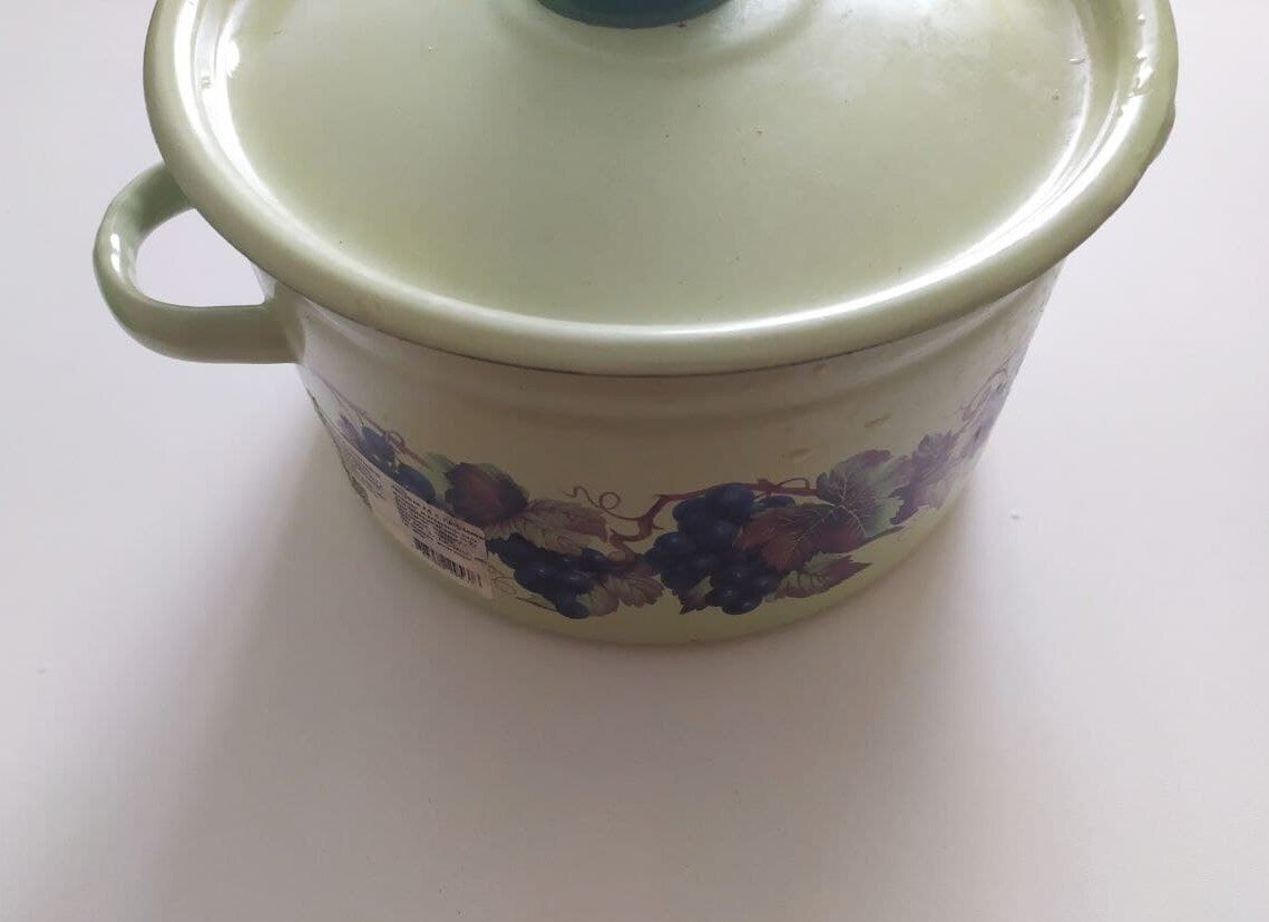 Резка мыла антистресс. Мыло в палестине. Мыло с картинкой 23 февраля. Эмаль мыло. Завал на фасаде мдф.