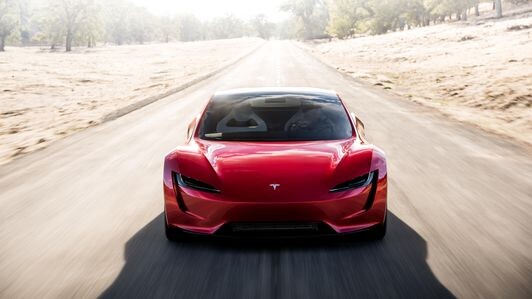 Tesla Roadster вид спереди