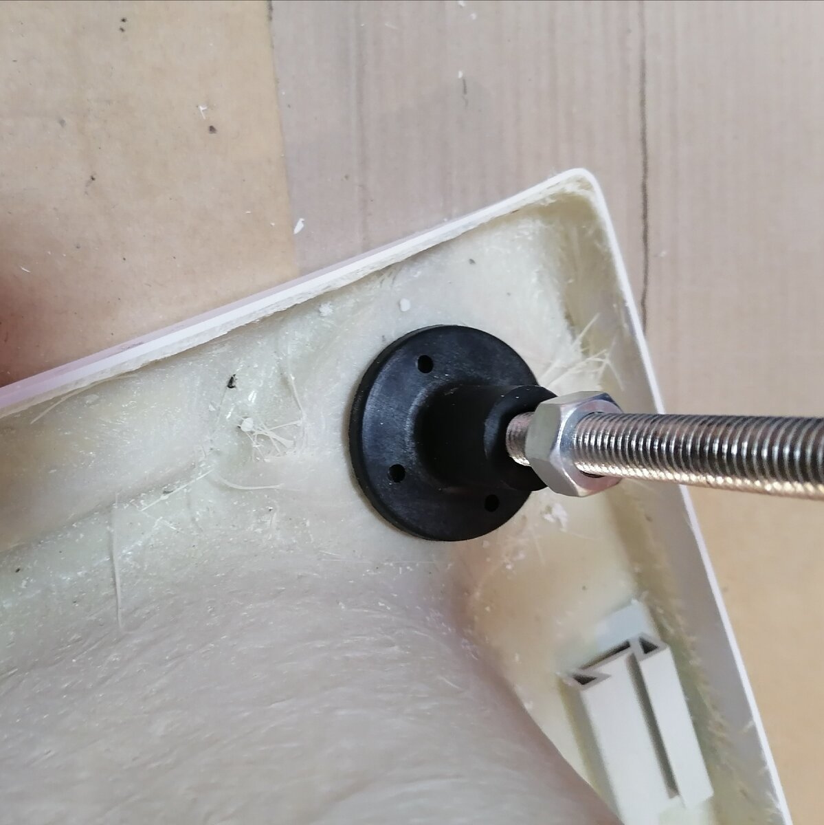 Площадка для крепления опор саморезами