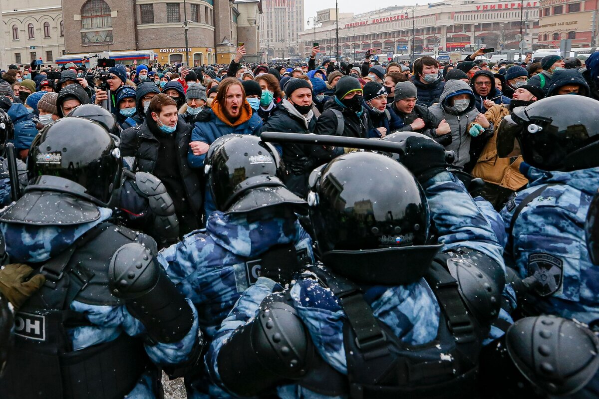 погром на манежной площади