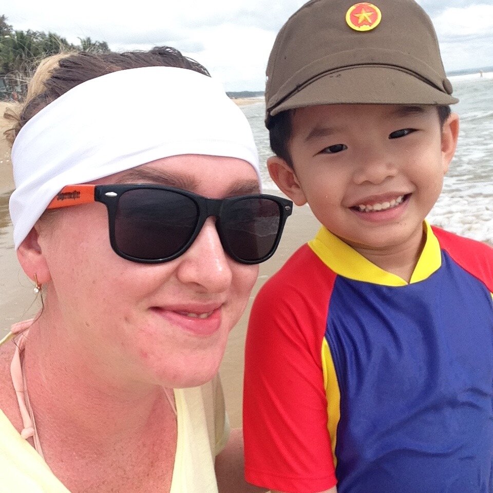 Мальчик по имени Су. 5 лет. Называл меня все время "Мадам"))