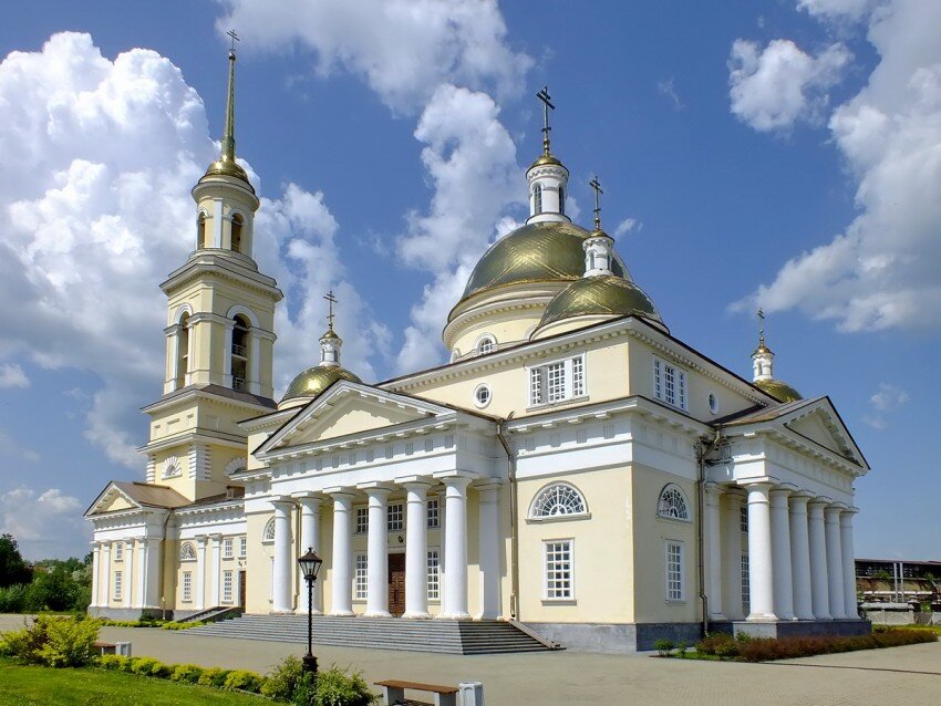 Храм Преображения Господня в городе Невьянск, Свердловская область. Фото взято с Яндекс-картинок.