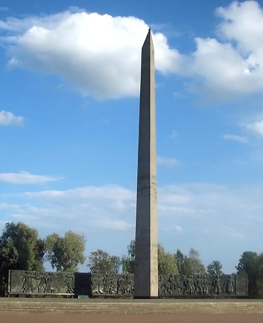 Мемориал в Пскове, посвящённый обороне февраля 1918 года.