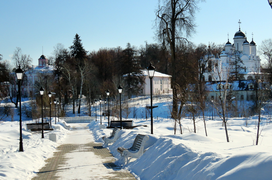 Большие вяземы фото поселка. Парк героев Голицыно. Парк в Голицыно Московской области. Парк 1812 года в Голицыно. Большие Вяземы парк героев 1812.