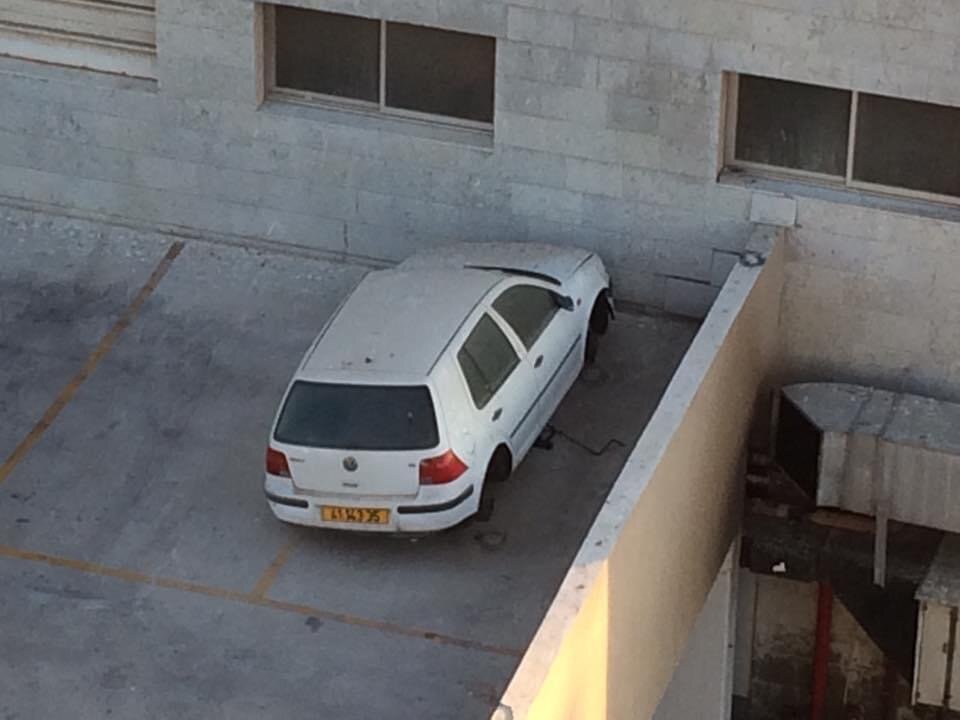 Автомобиль без присмотра лучше не оставлять