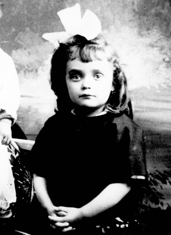 Эдит Пиаф в детстве