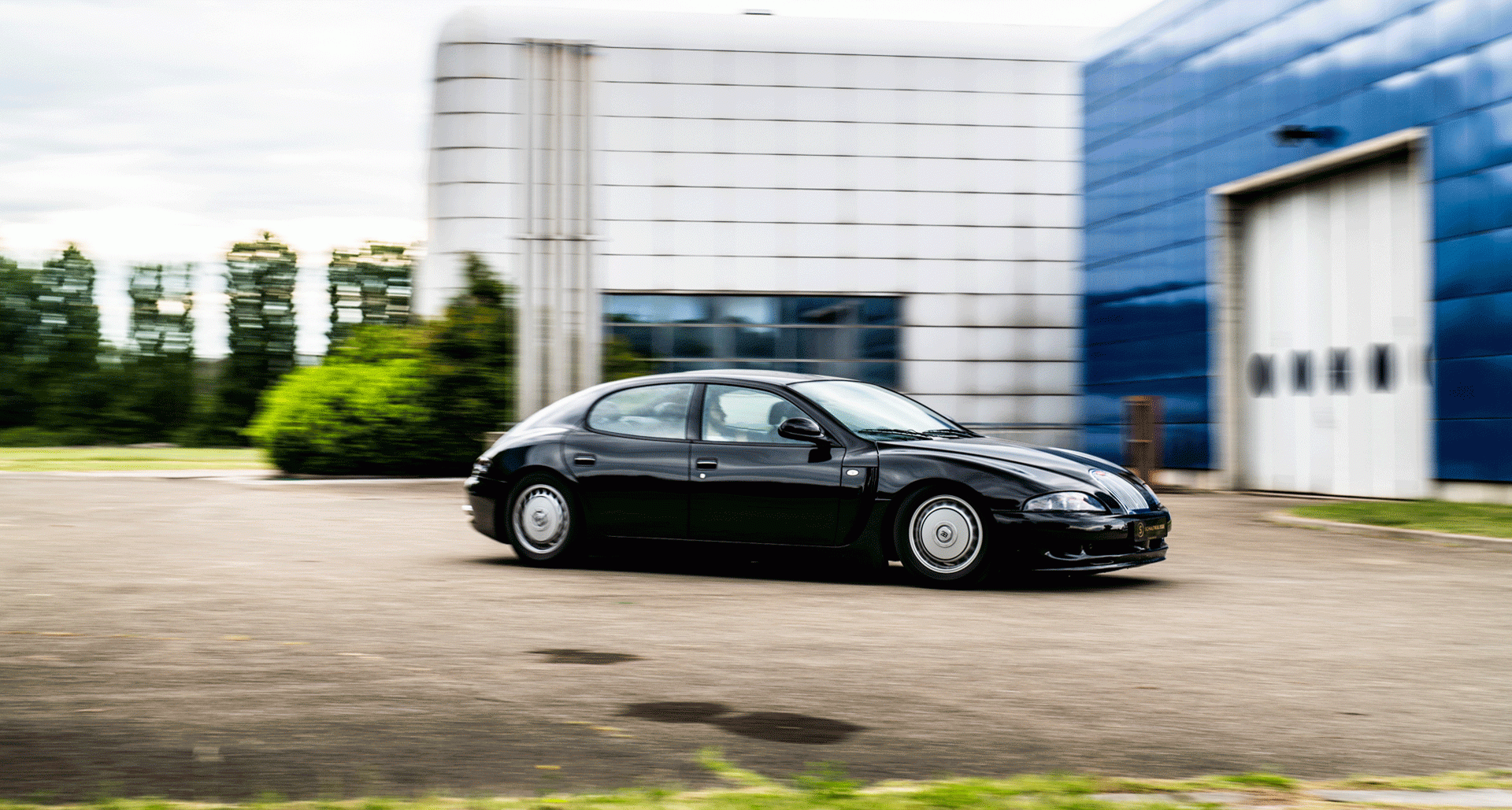 Bugatti EB112 - Гиперкар для четверых в форме... яйца :( | Интересные ...