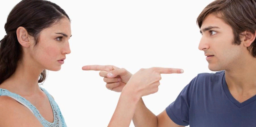 "Должен ты!" - "Нет, ты!" Иллюстрация из открытых источников.