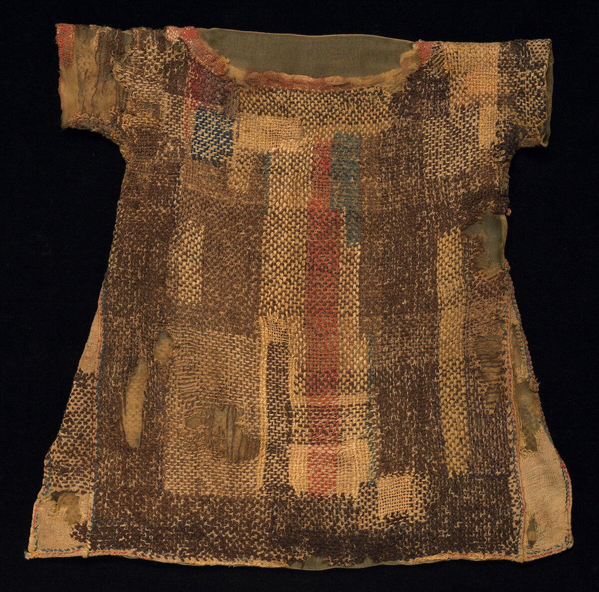 детская туника 600-799 гг. н.э. / (c) Whitworth