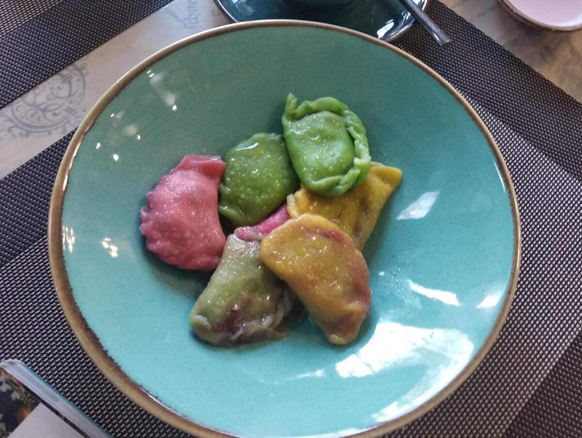 Фото: Анастасия Талызина (с).