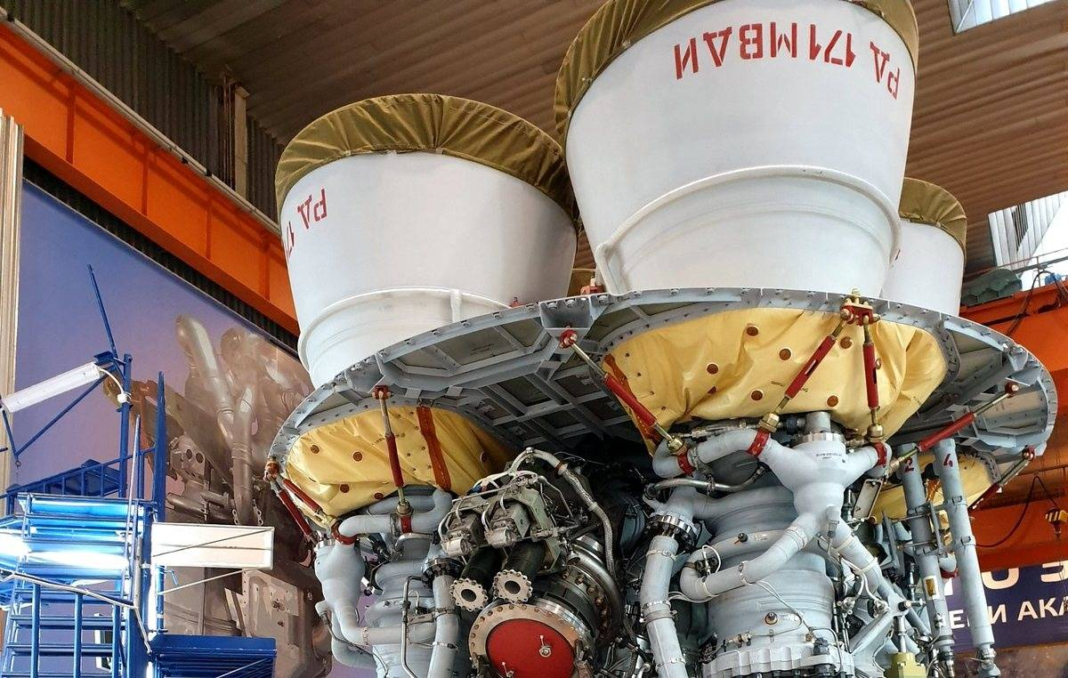 Двигатель РД-171мв. Царь двигатель РД 171 МВ. РД-171мв тяга. РД-170 Буран.