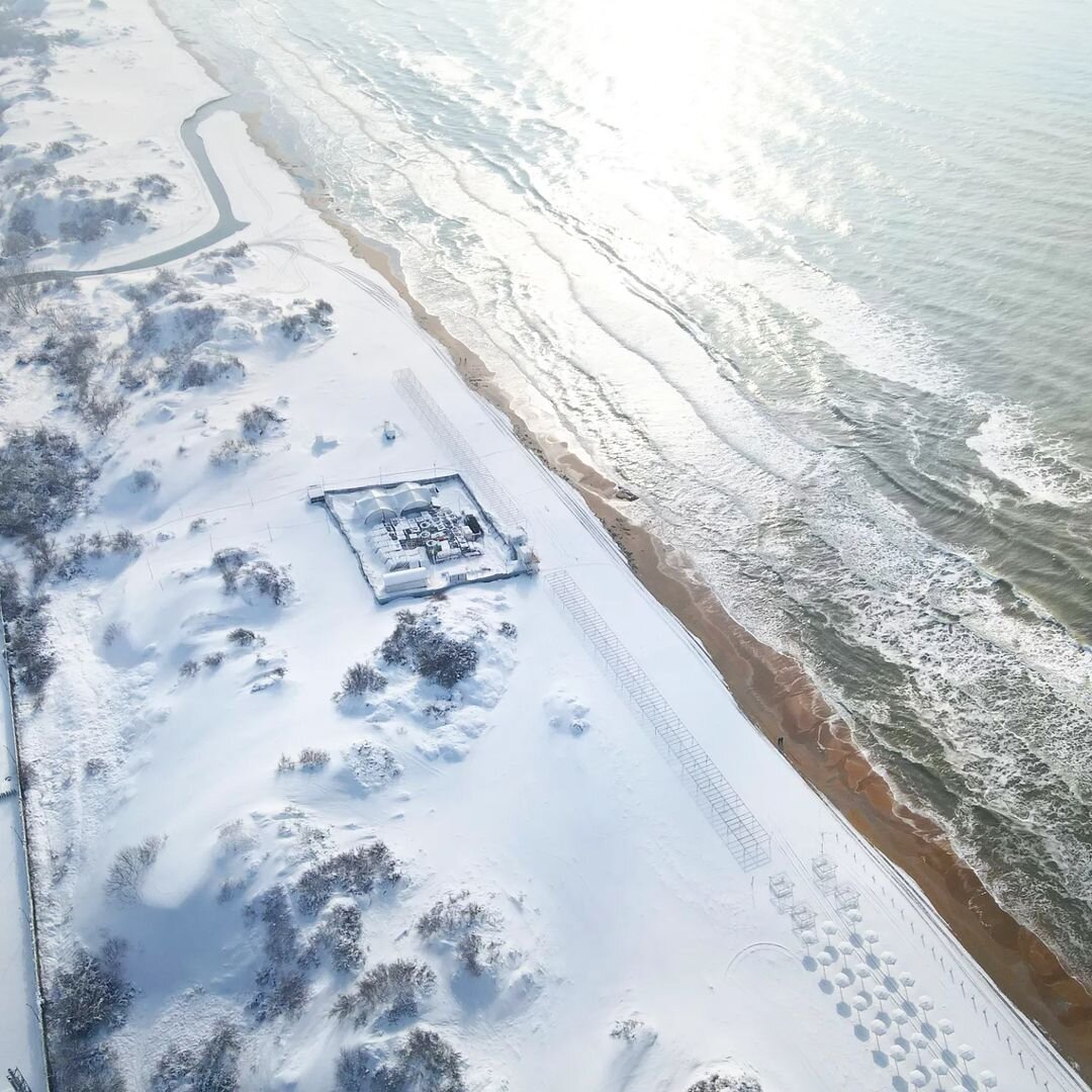 Пляж отеля "Лазурный Берег" 