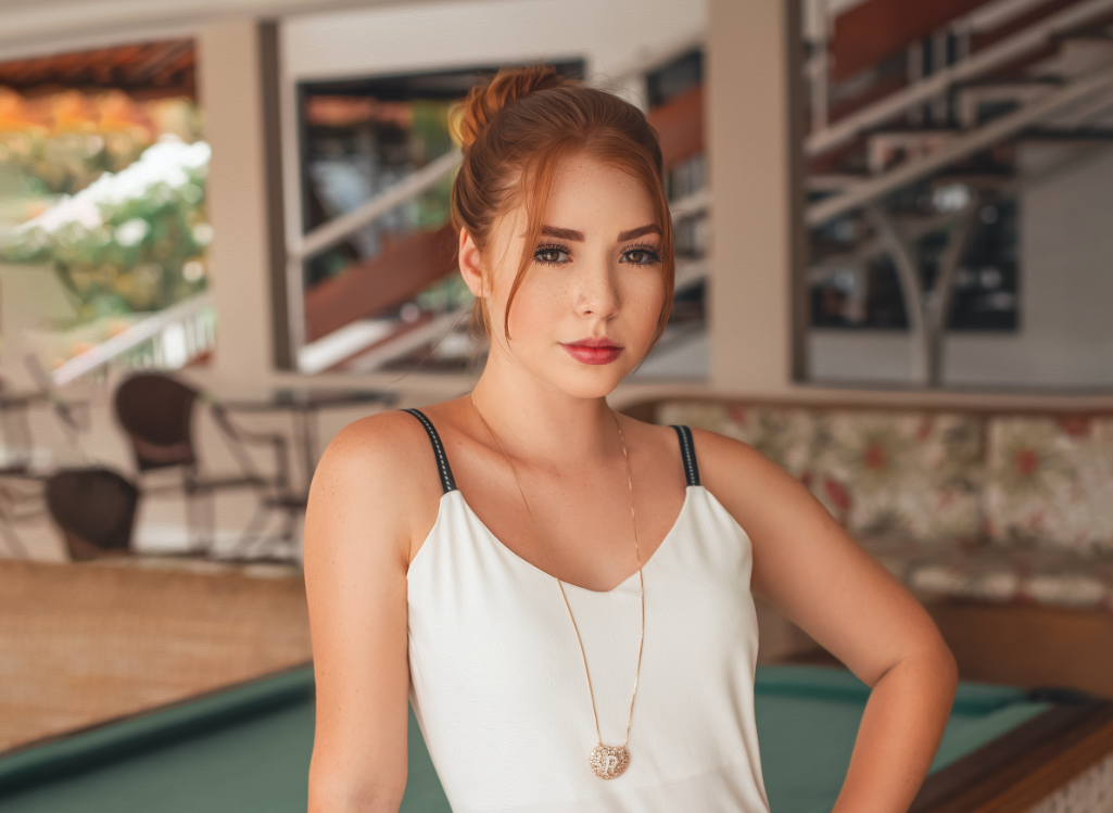 В переходном возрасте родителям очень важно наладить контакт с дочкой-подростокм. Фото автора Erika Cristina Pexels, используется по лицензии Creative Commons 