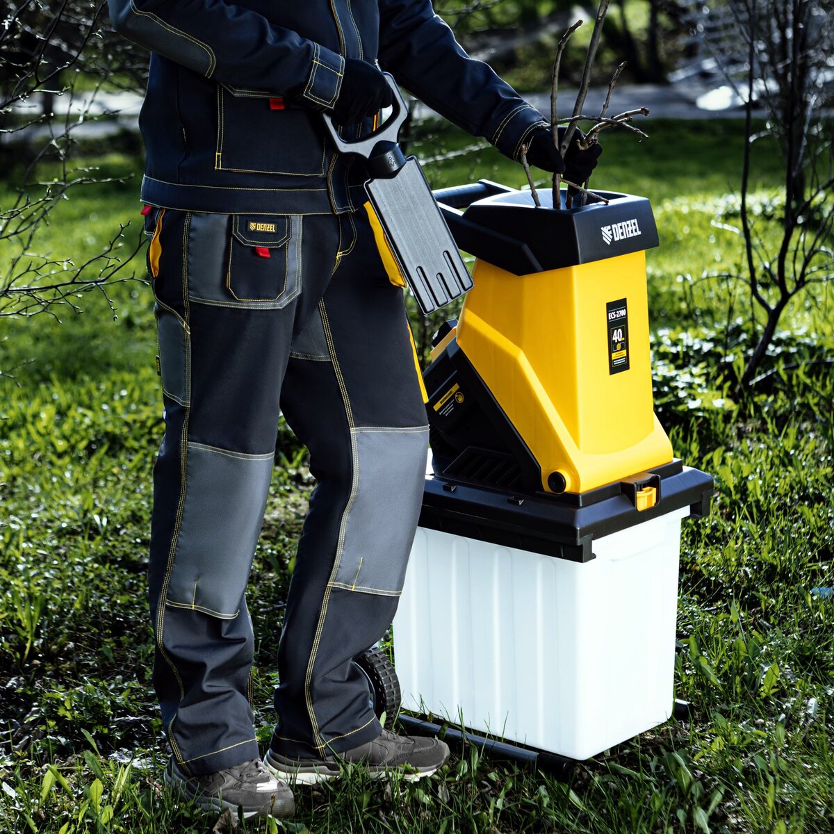 Готовь сани летом. Какую технику купить для осенних работ на даче