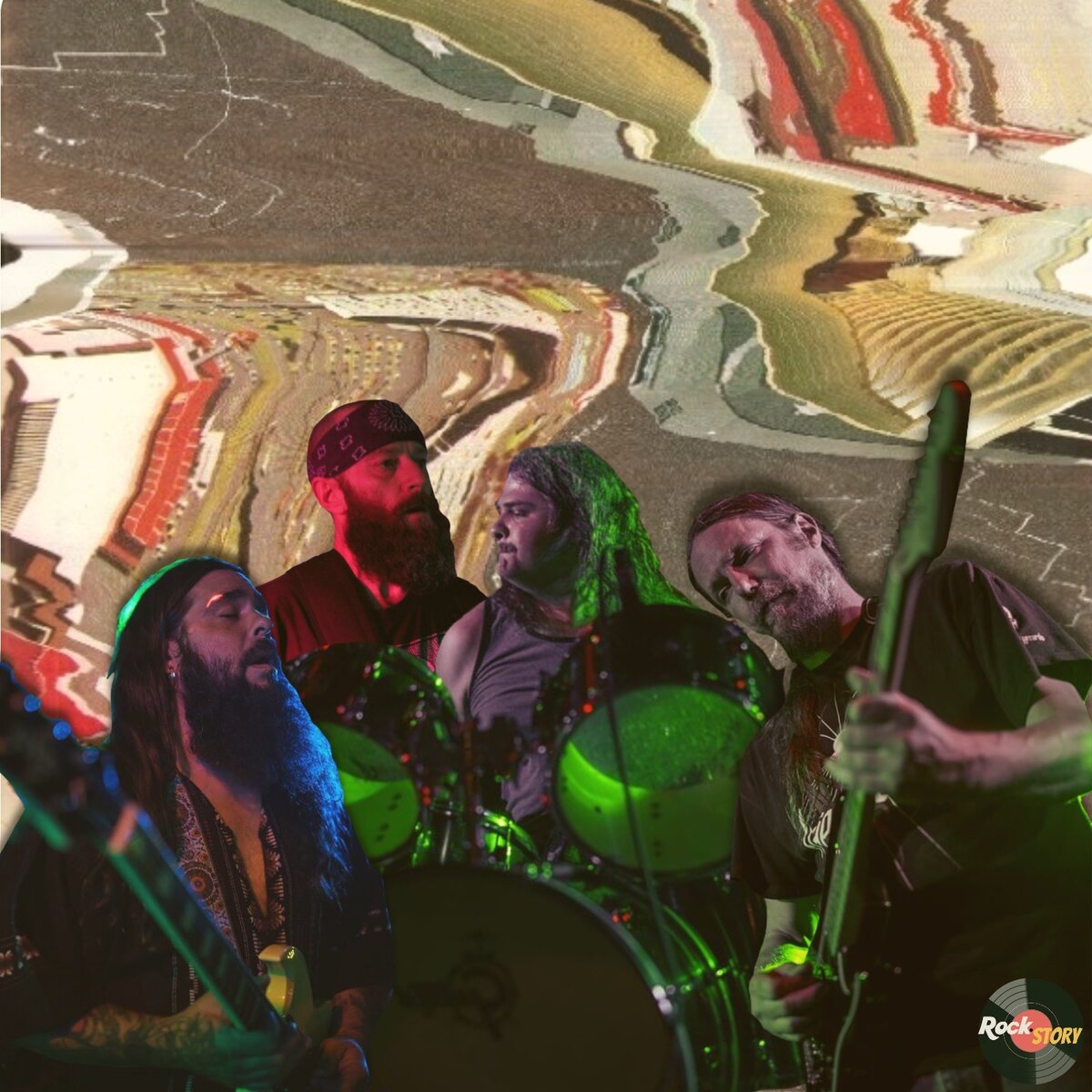 На фотографии: участники группы Bailjack