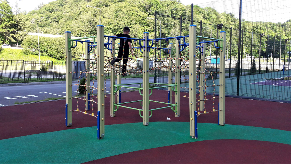 Кто же поможет?