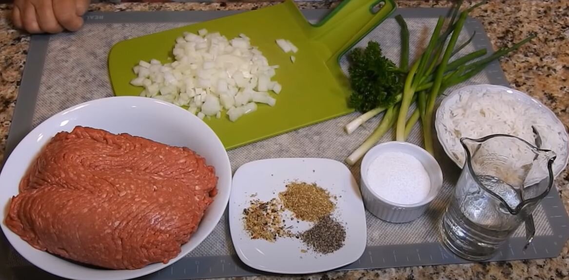 Я сегодня буду готовить начинку из мяса говядины, так же можно приготовить из любого мяса. 